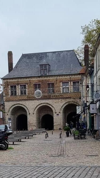 La Petite Place De La Porte De Gand Λιλ Εξωτερικό φωτογραφία